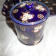 Set of tableware and its earthenware vases