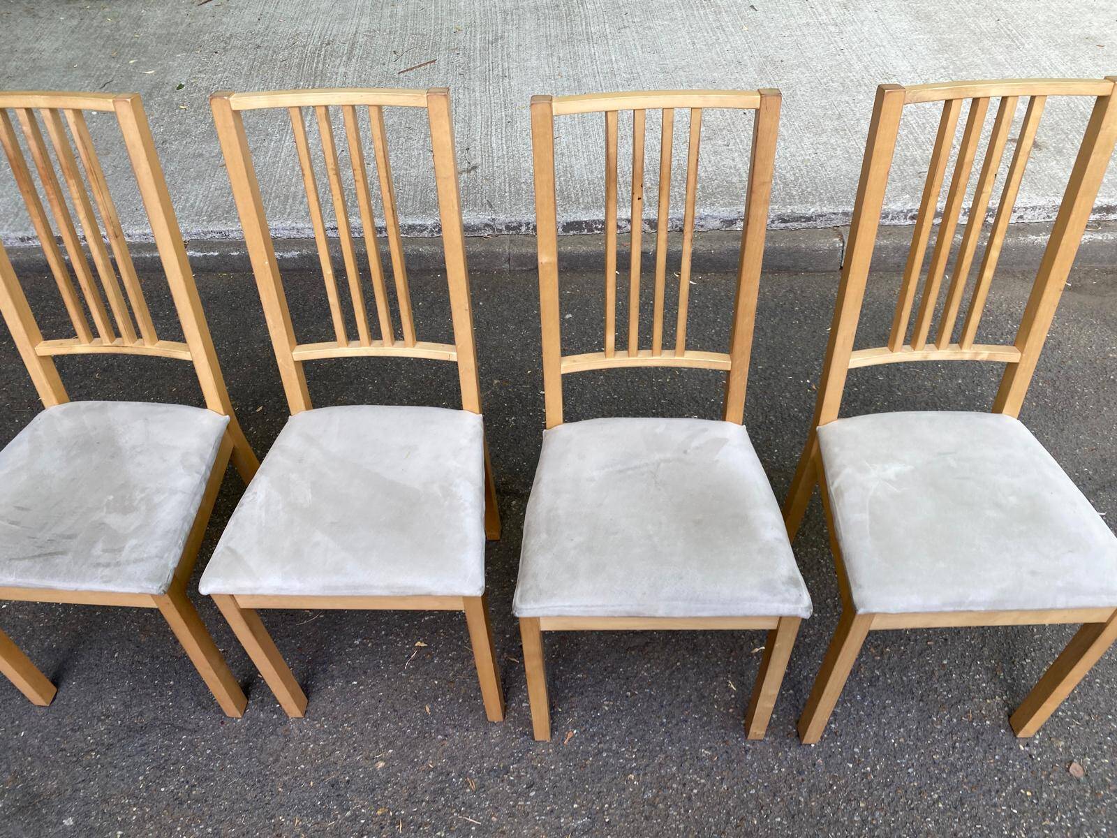 4 Scandinavian dining chairs in light birch solid wood.