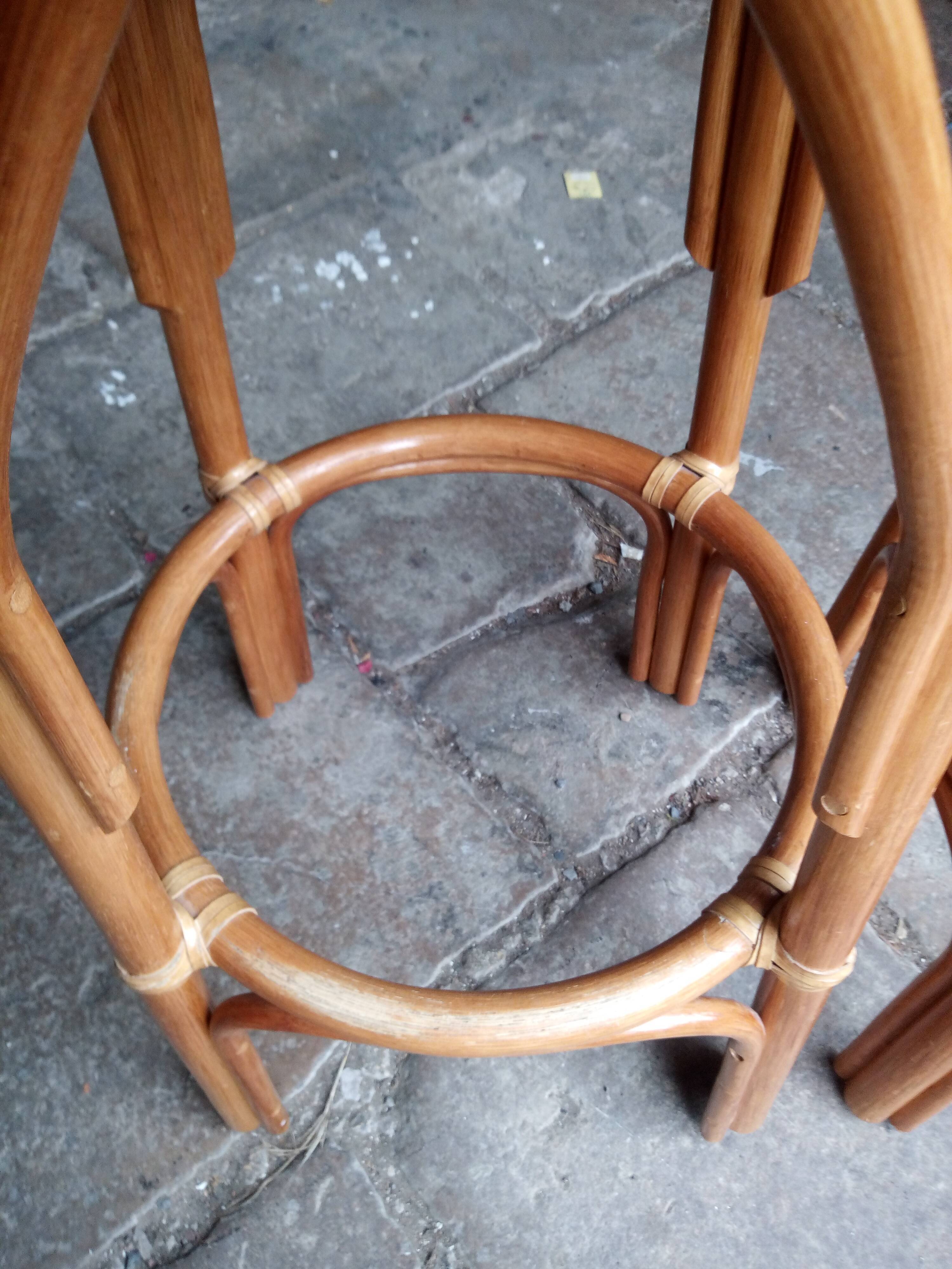 Rattan bar with two stools