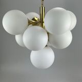 Lustre Sputnik Kaiser Leuchten design en verre opale années 60 70