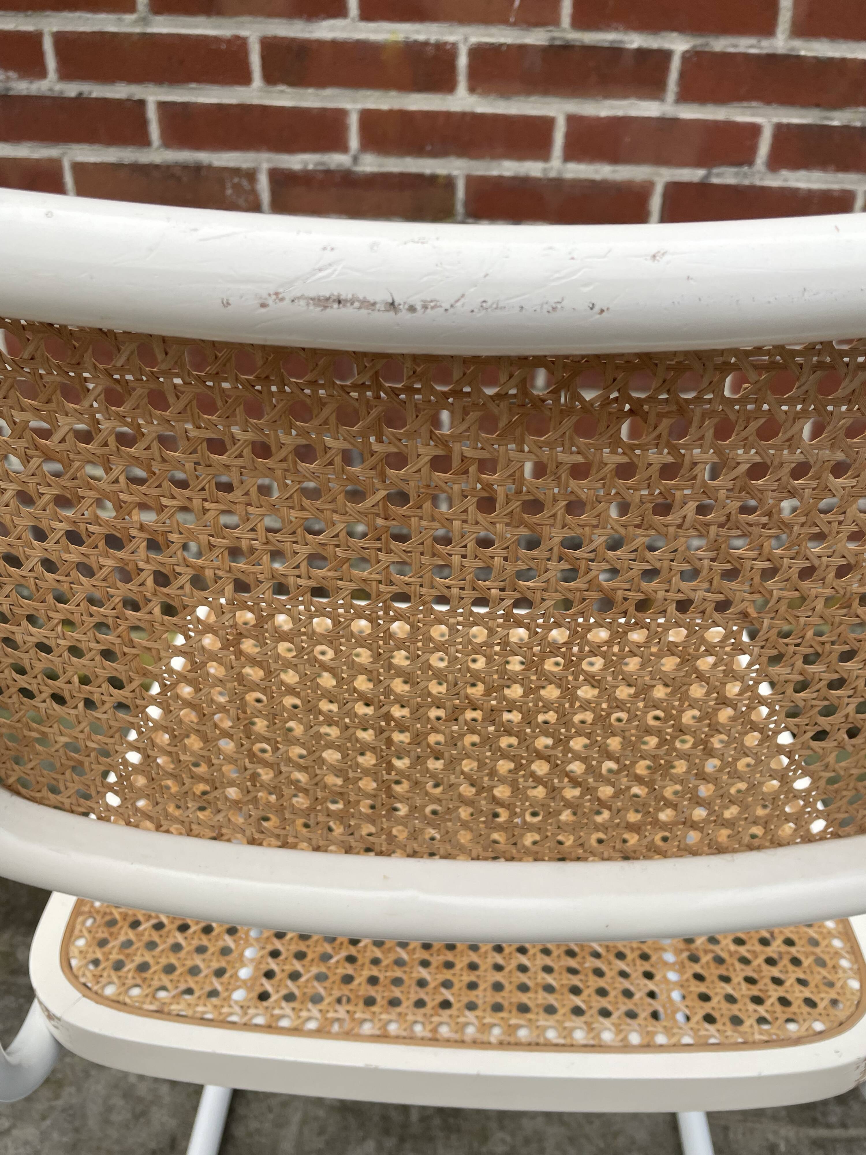 Cesca chair b32 model in white design