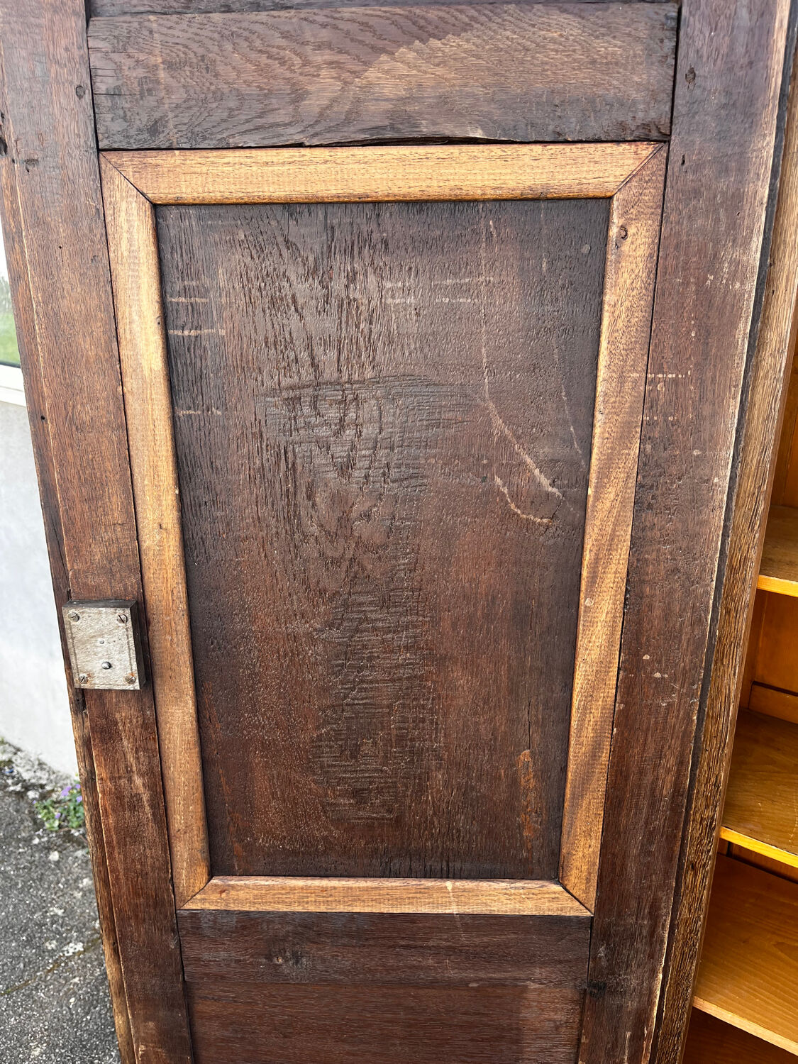 Antique oak bonnetière