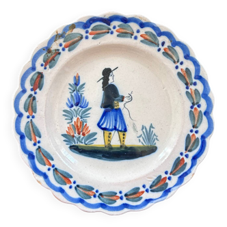 Assiette ancienne signée HR Quimper