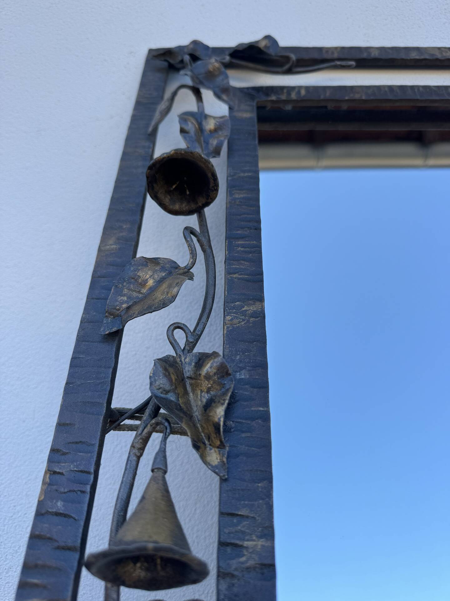 Wrought iron mirror with ivy Art Deco