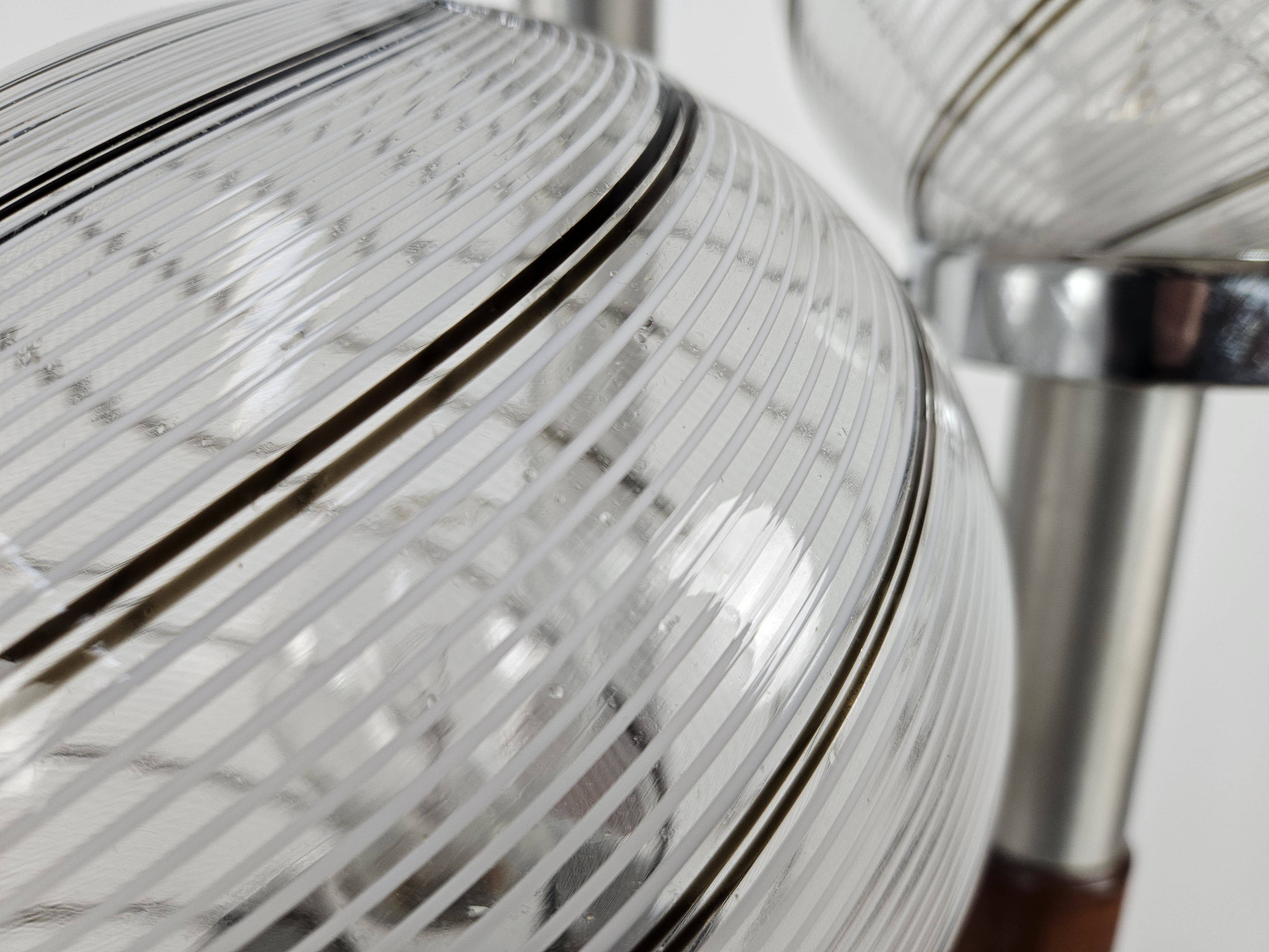 Lampadaire tourbillon en verre de Murano avec trois points lumineux milieu du siècle années 70