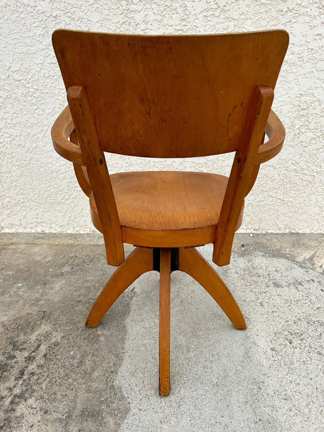 Baumann swivel office chair