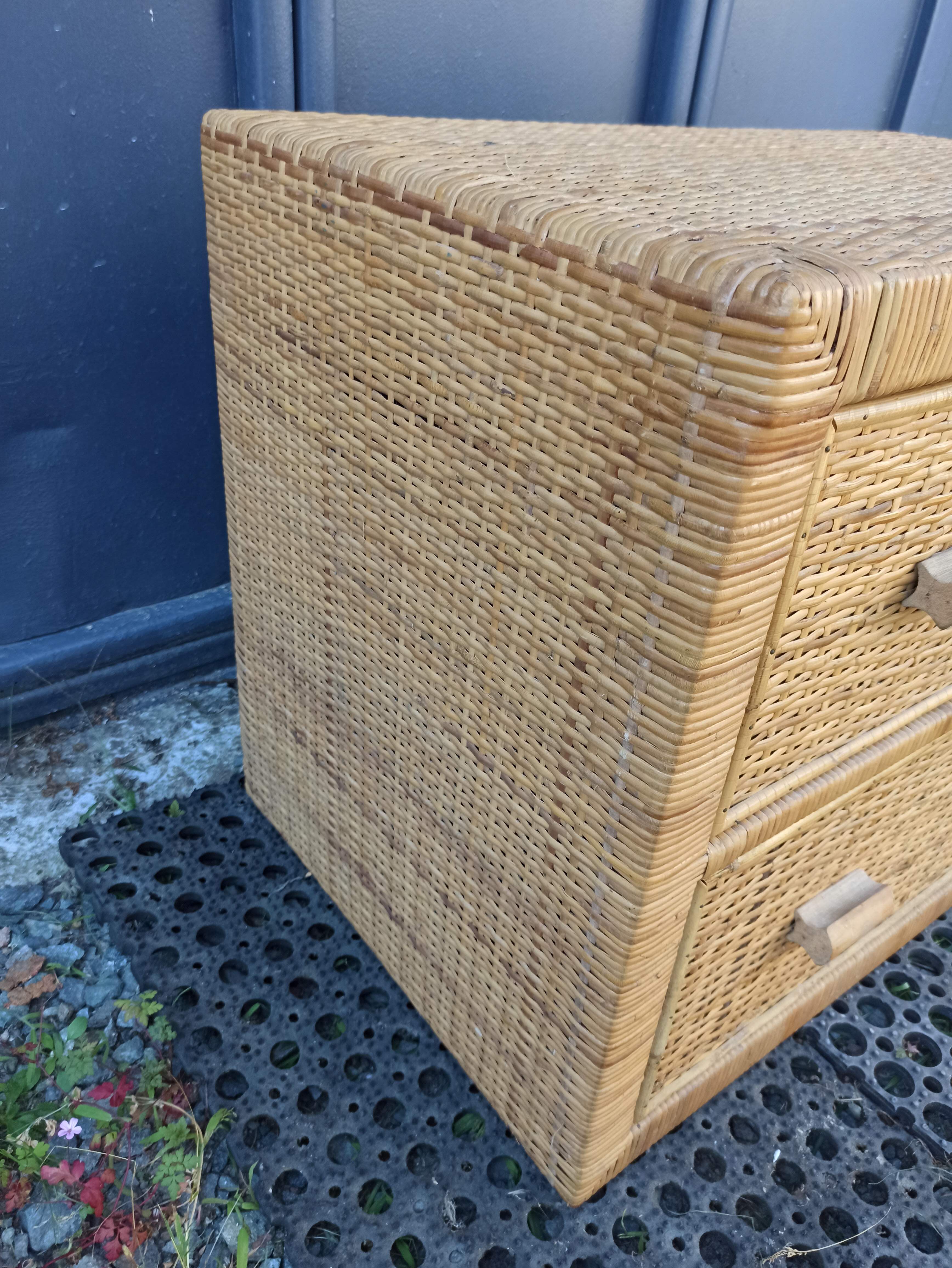 Commode rotin osier 2 tiroirs
