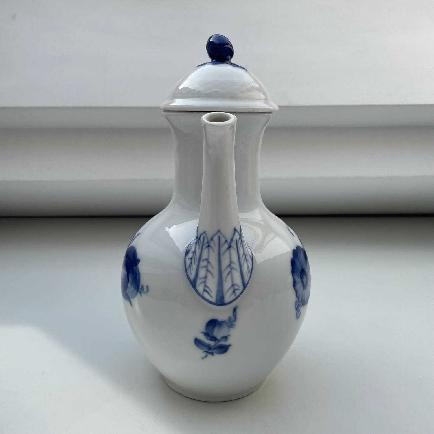 Coffee pot Blue Flower Royal Copenhagen