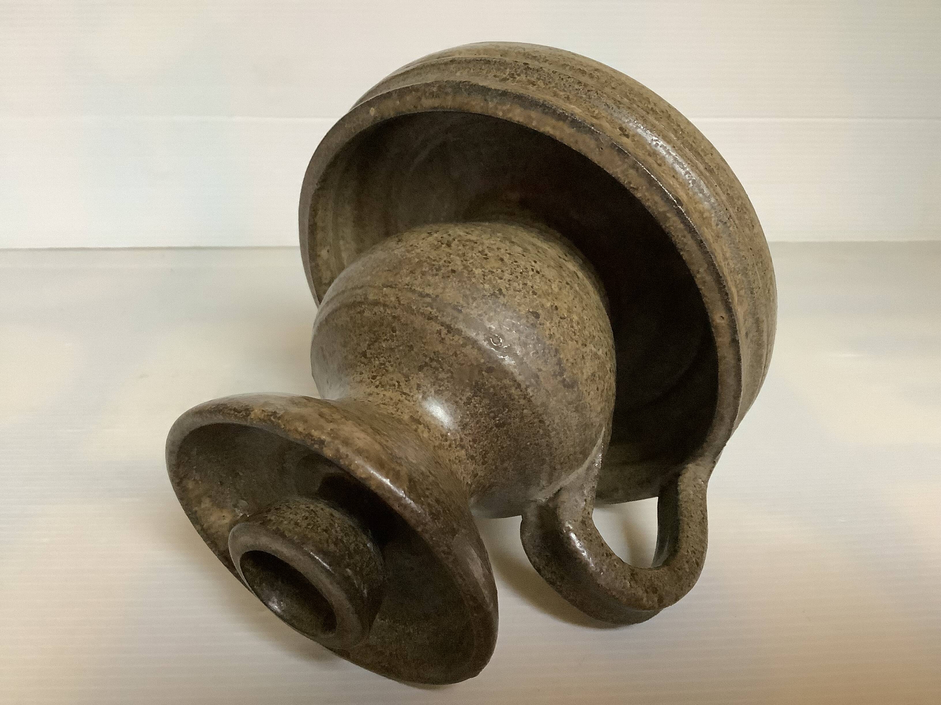 Handmade candle holder van gompel ceramist