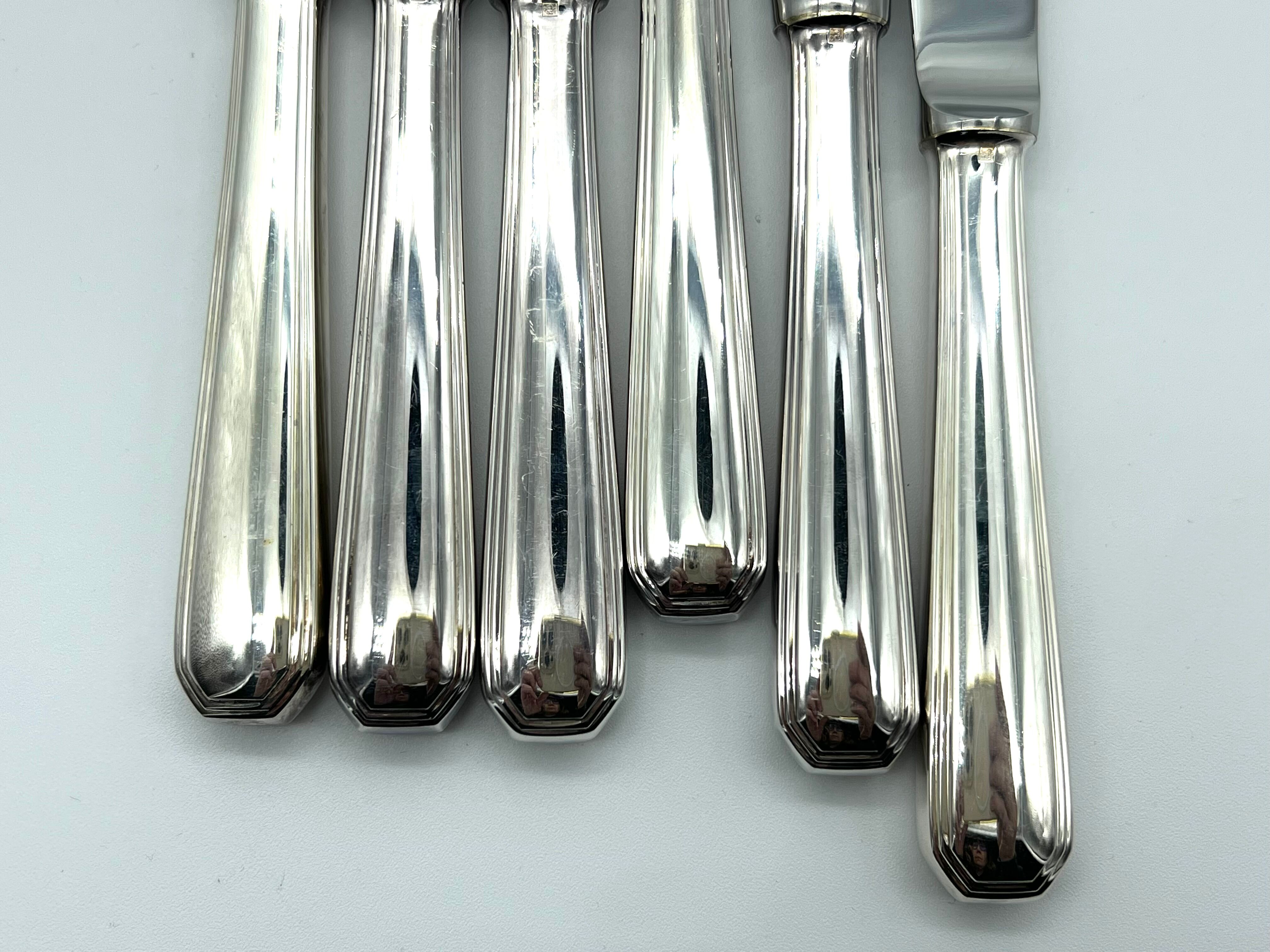 6 Christofle America table knives like new