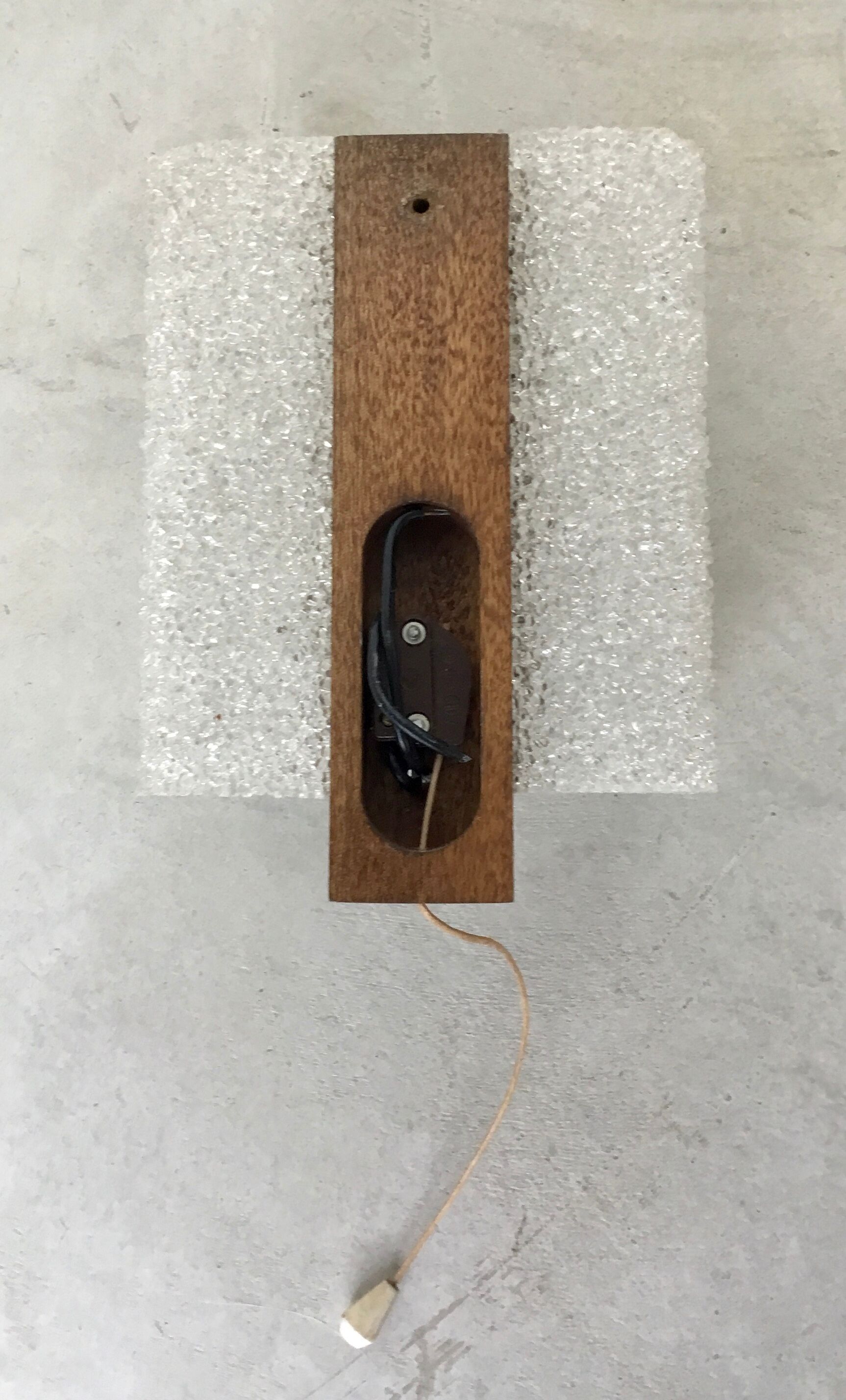 Scandinavian wall lamp teak and perspex - 1960