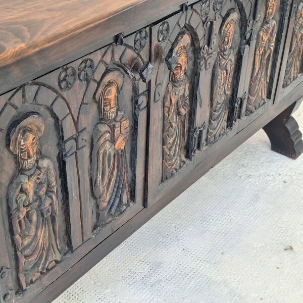 Console, buffet sculpté colonial espagnol d'Artes de México, années 1940-50