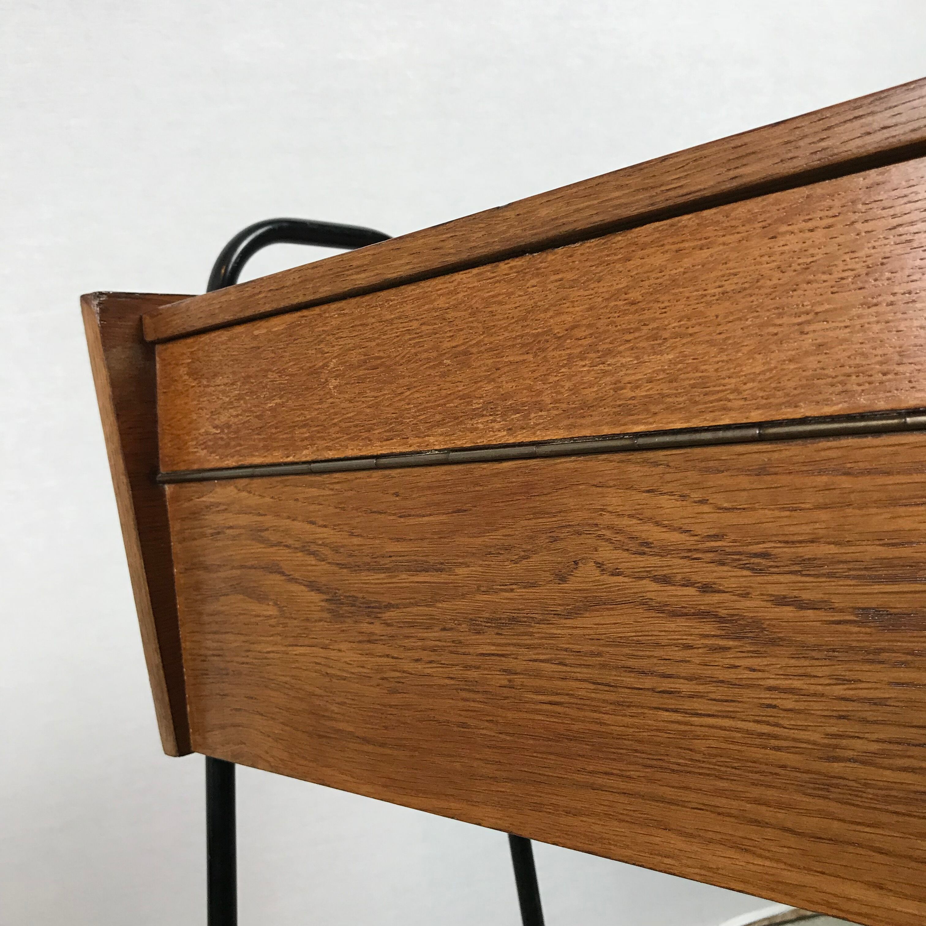 Roulette vintage years 50 sewing worker