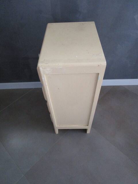 Small 50s sideboard with 4 drawers