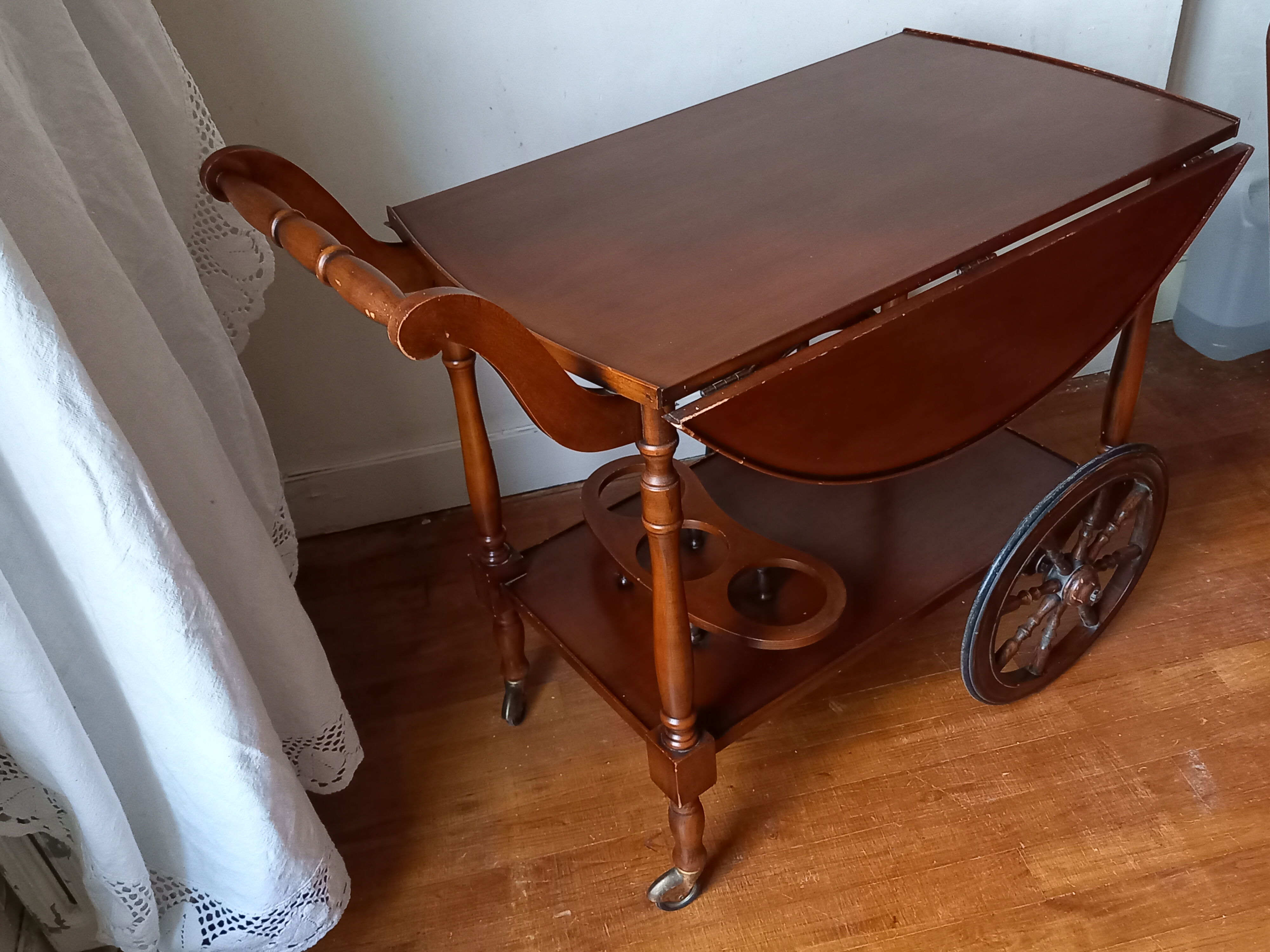 Table roulante desserte