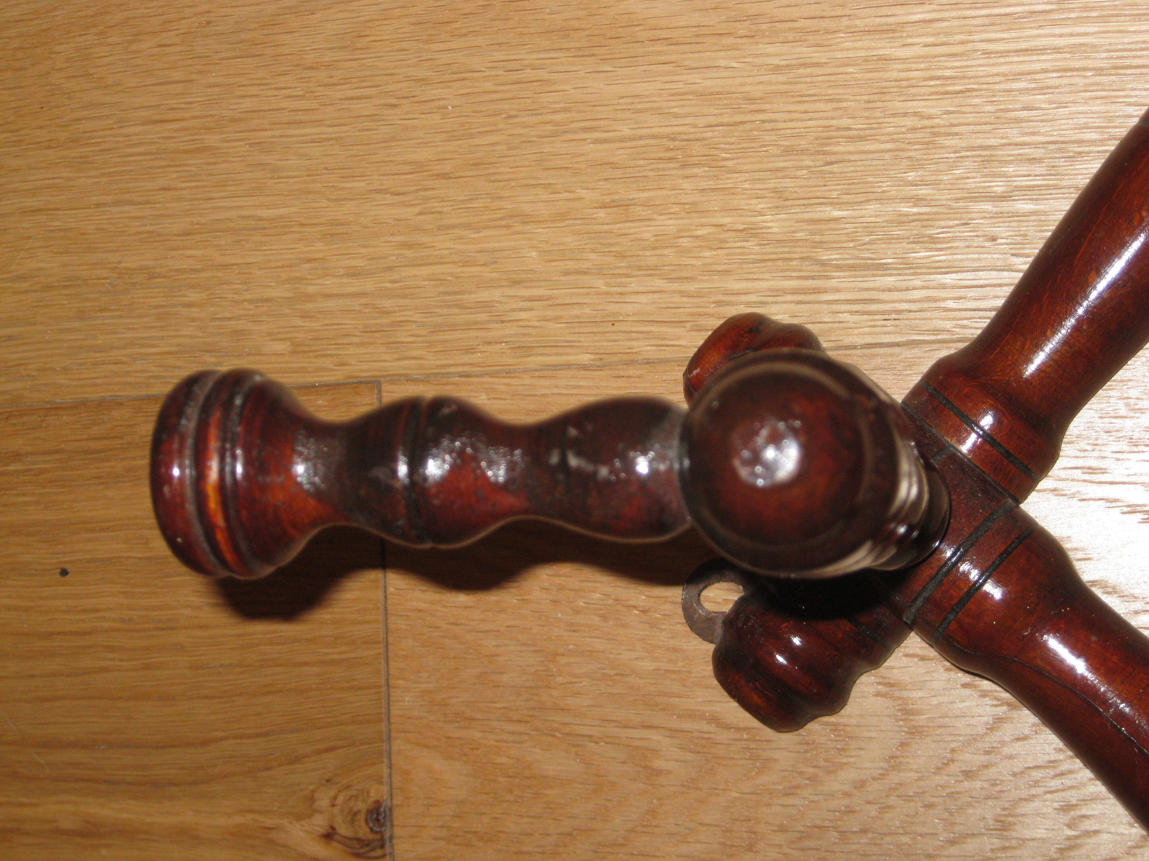 Vintage wall rack with braces