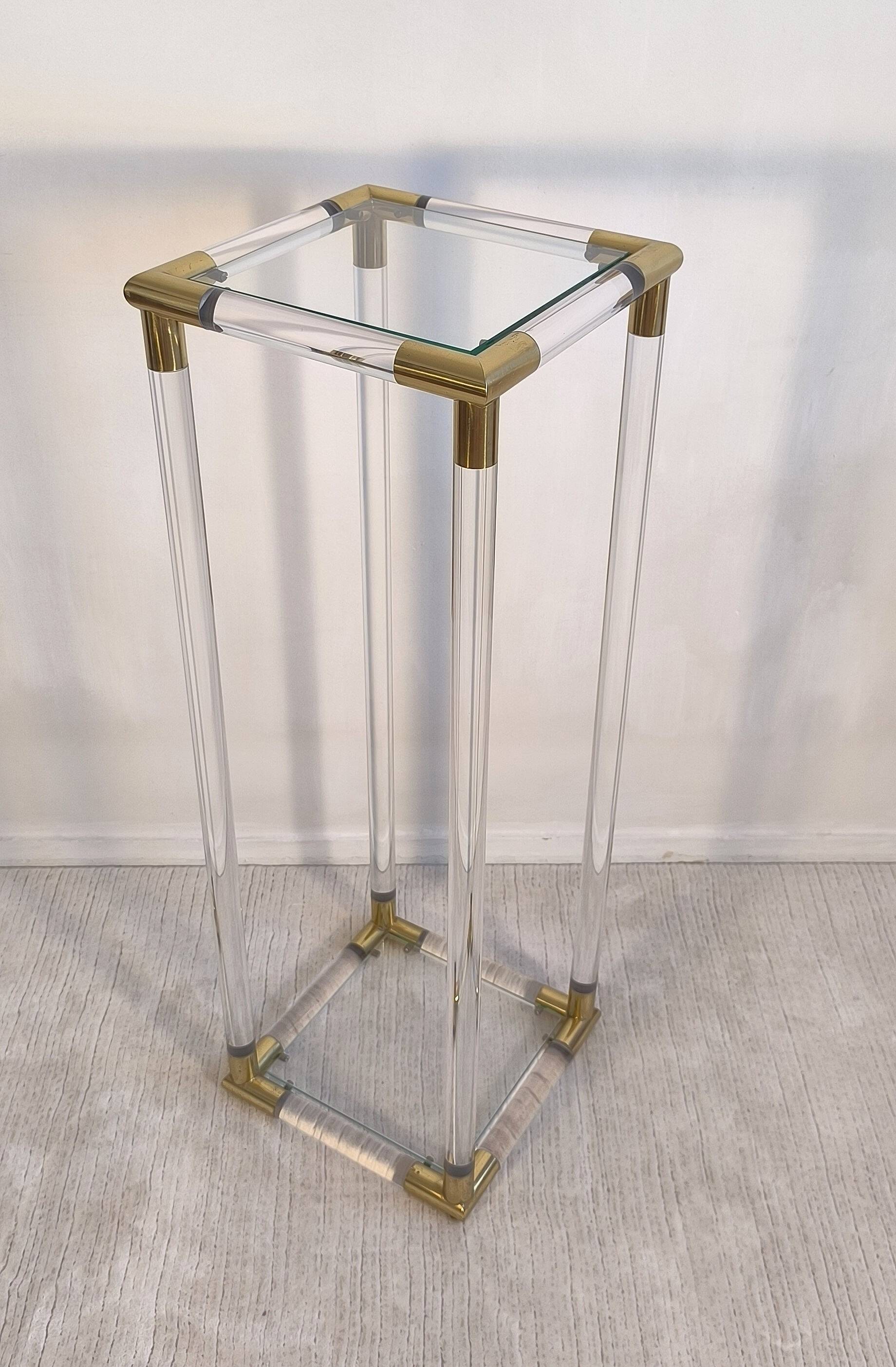 Very beautiful column pedestal by Charles Hollis Jones in Lucite & brass.