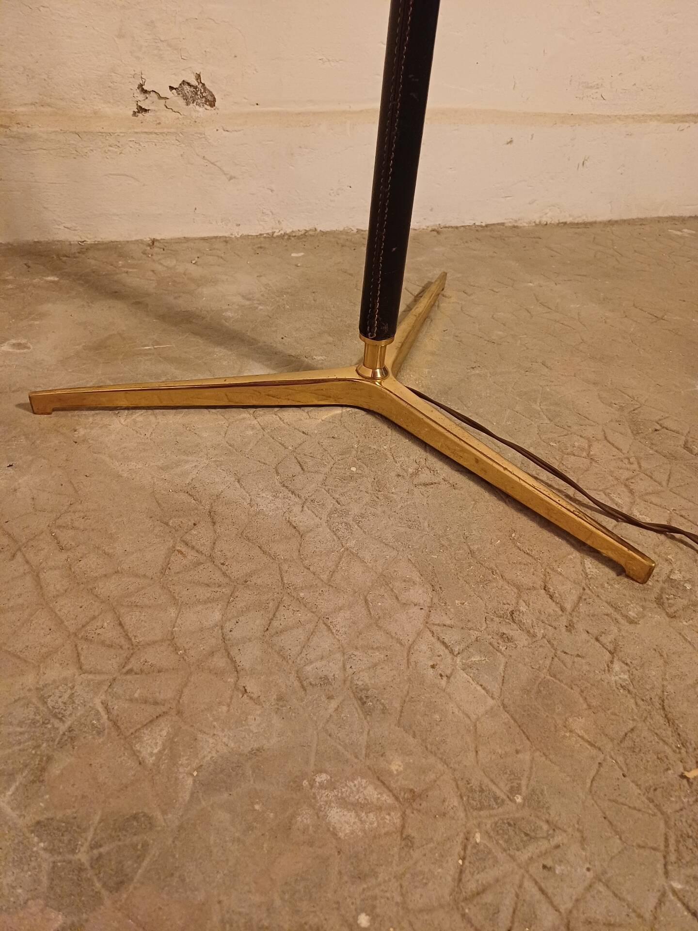 Gino Sarfatti floor lamp model 1025 Arteluce