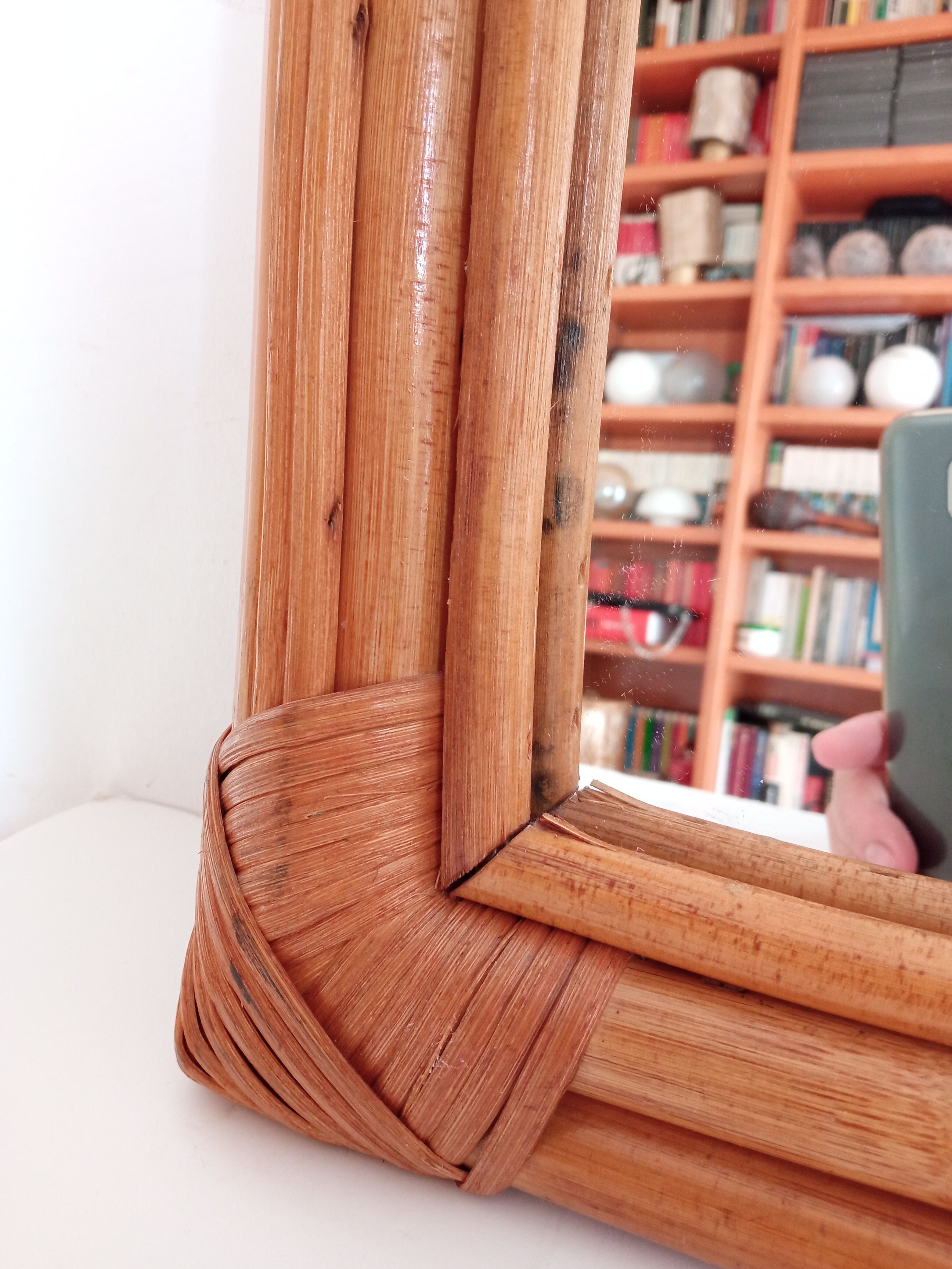 Miroir en bambou vintage
