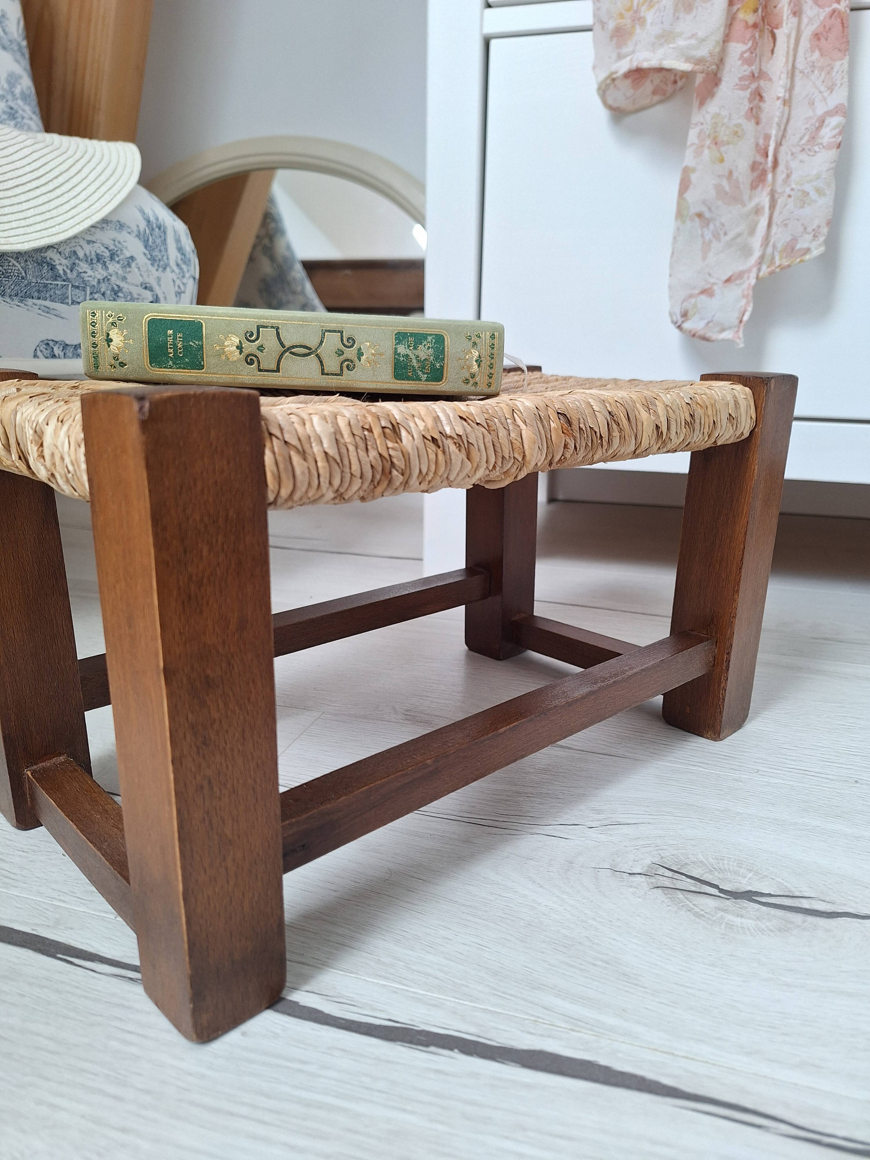 Marche pied / Tabouret en bois et paille