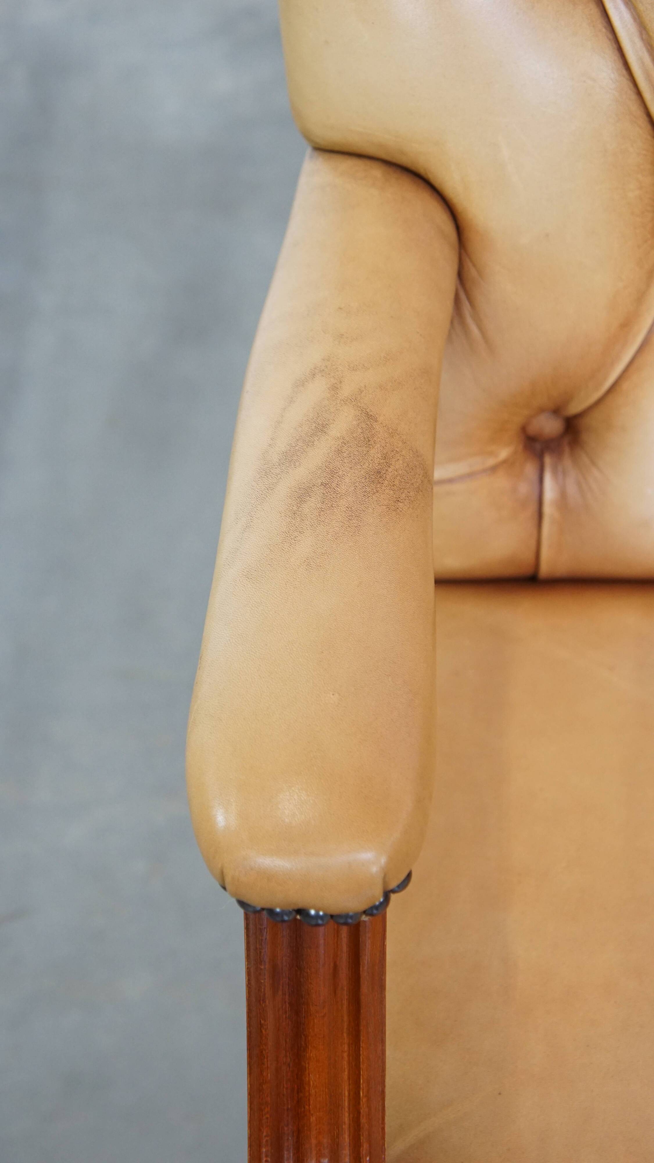 Cowhide Leather Chesterfield Dining / Side Chair in English Style