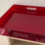 Design top in red plexiglass