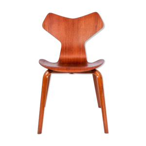 Chaise modèle 3130 par Arne Jacobsen