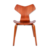 Arne Jacobsen chair model 3130 by Fritz Hansen