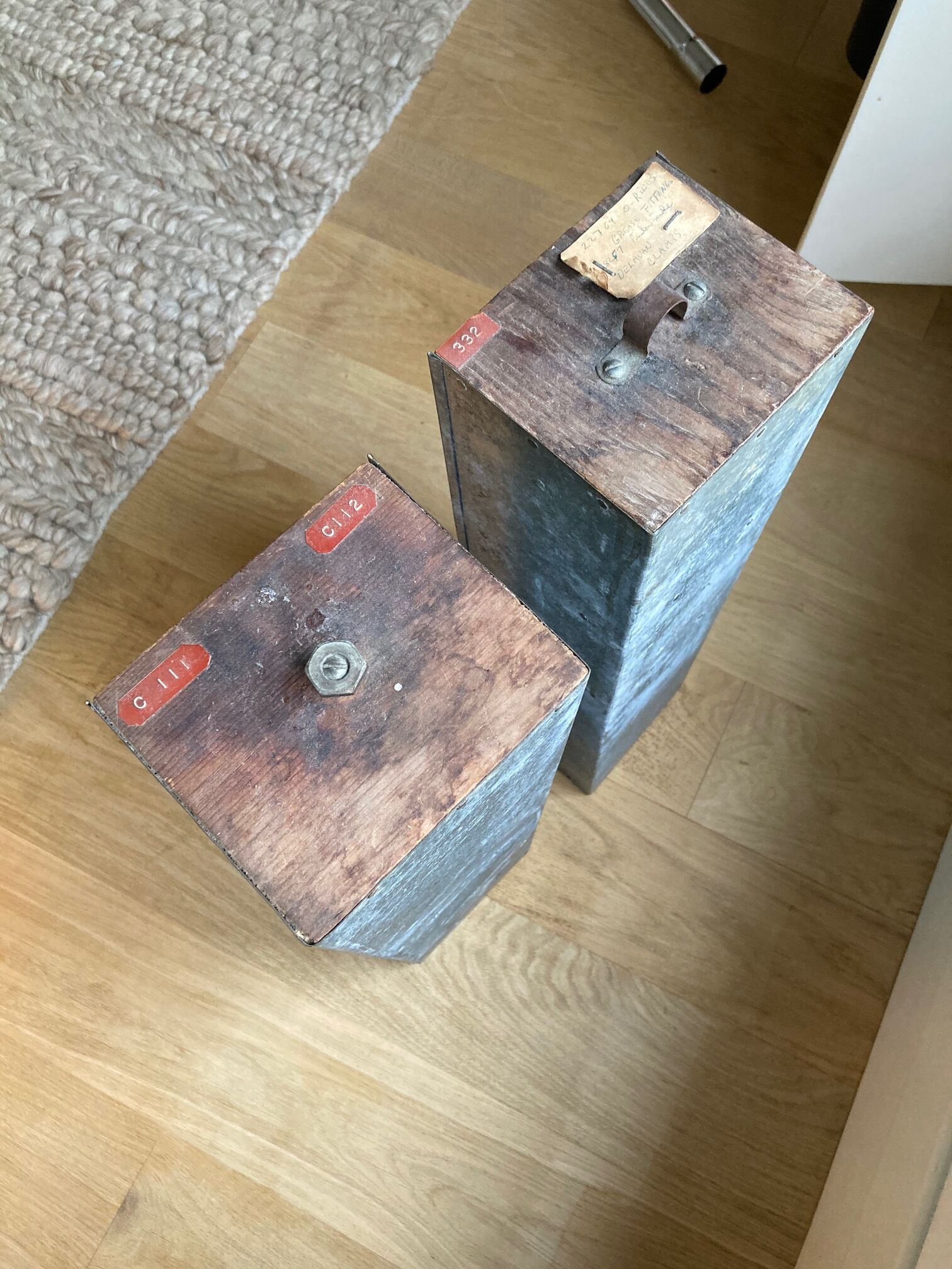 Lot de 2 étagères industrielles