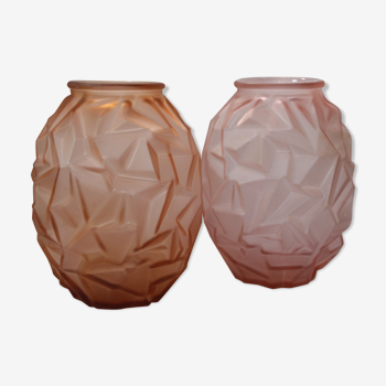 Pair art deco frosted glass vases with geometric pattern