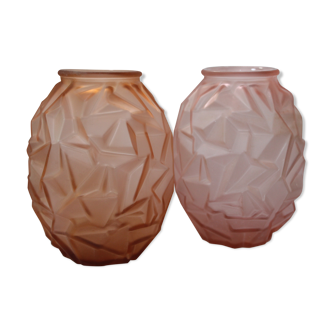 Pair art deco frosted glass vases with geometric pattern