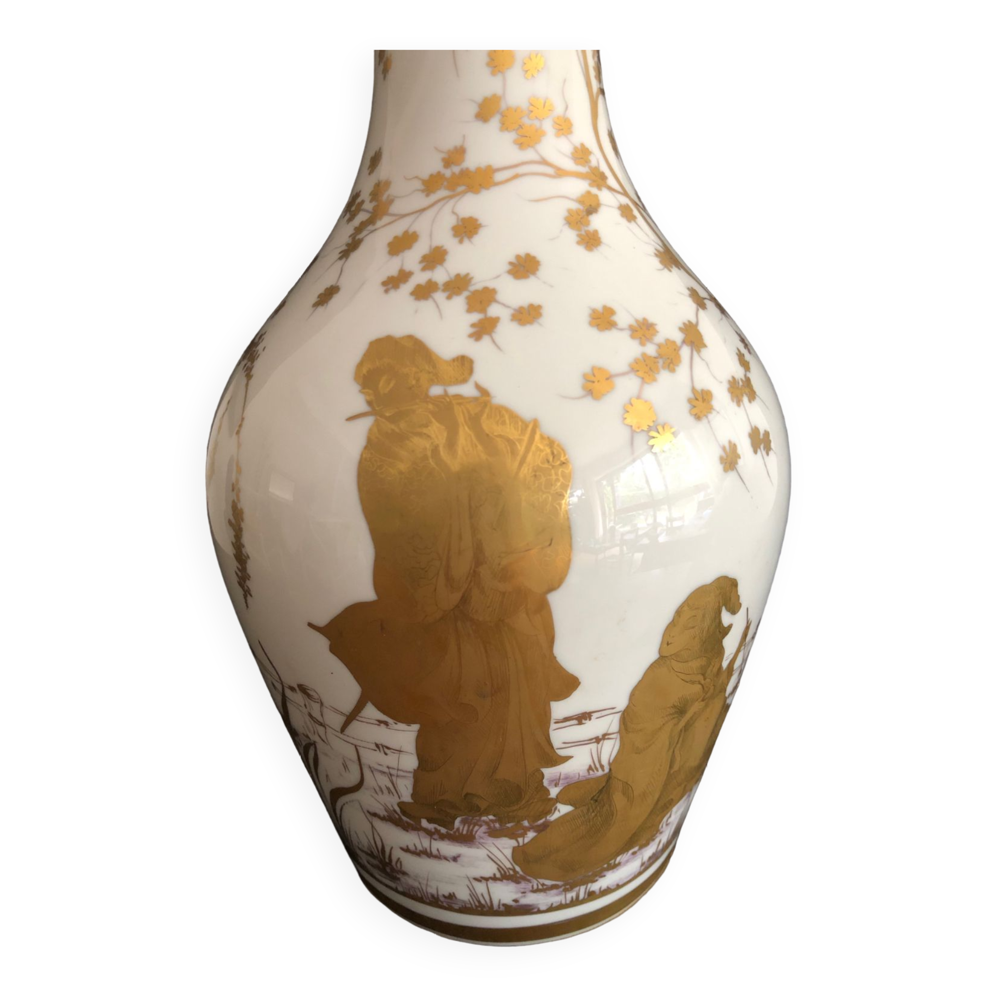 Vase with Asian decoration