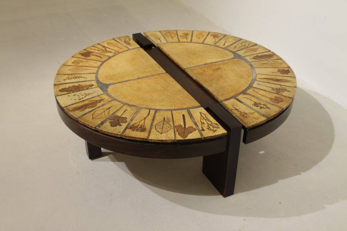 Round coffee table herbarium Roger Capron, Vallauris - ceramic and wooden structure
