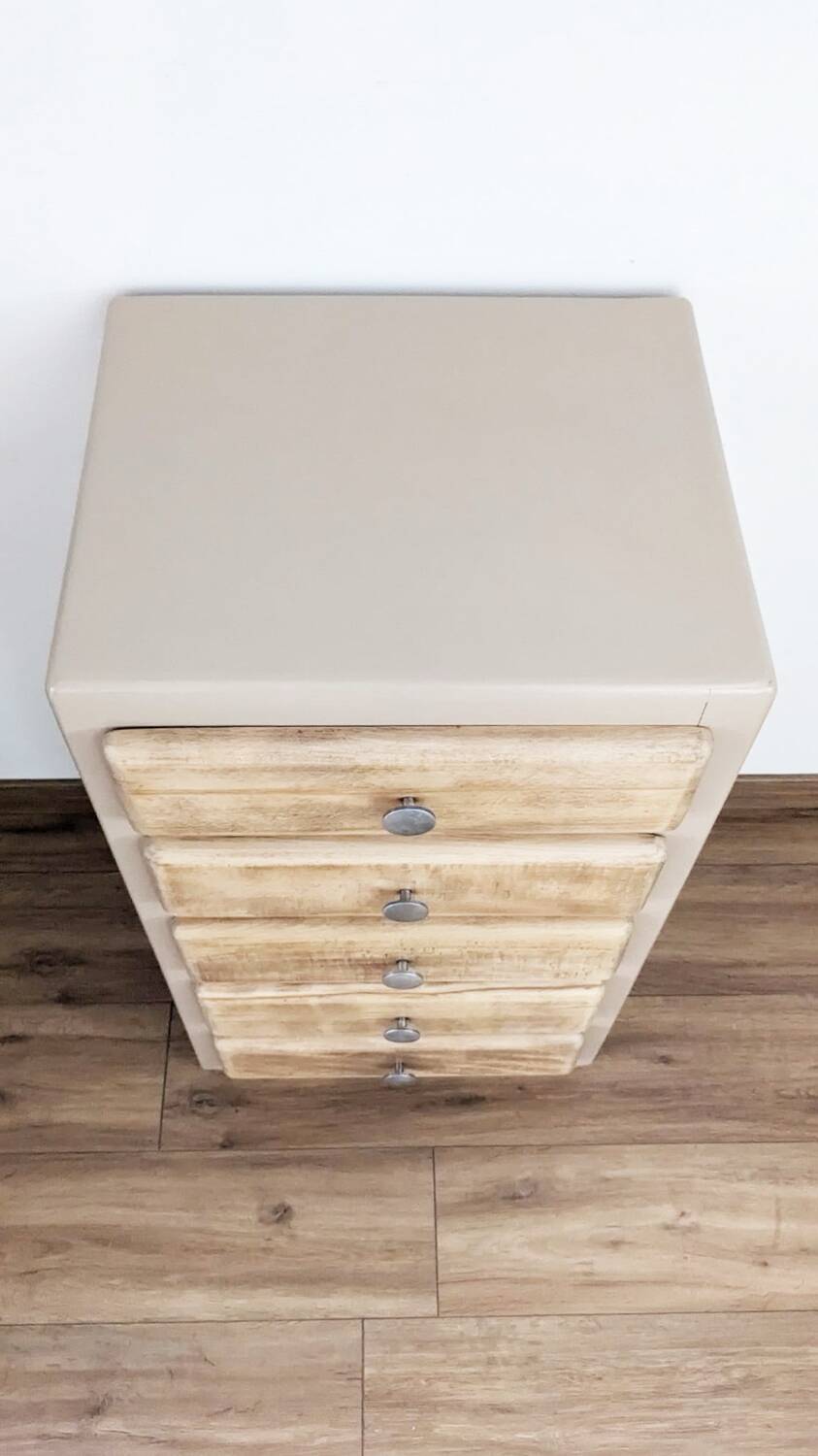 Country chic style chiffonier