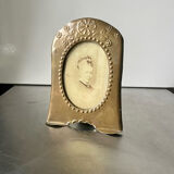 Picture frame in brass art nouveau