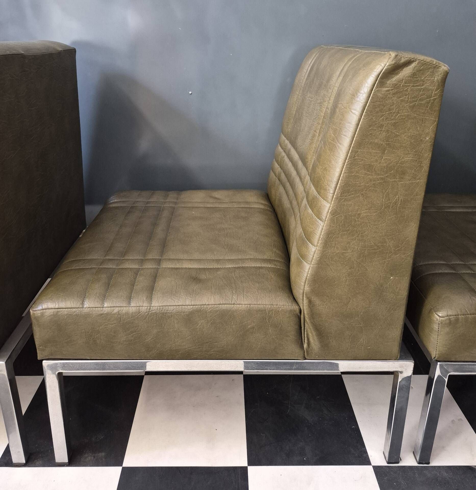 Ensemble suite de 3 chauffeuses fauteuils Vintage