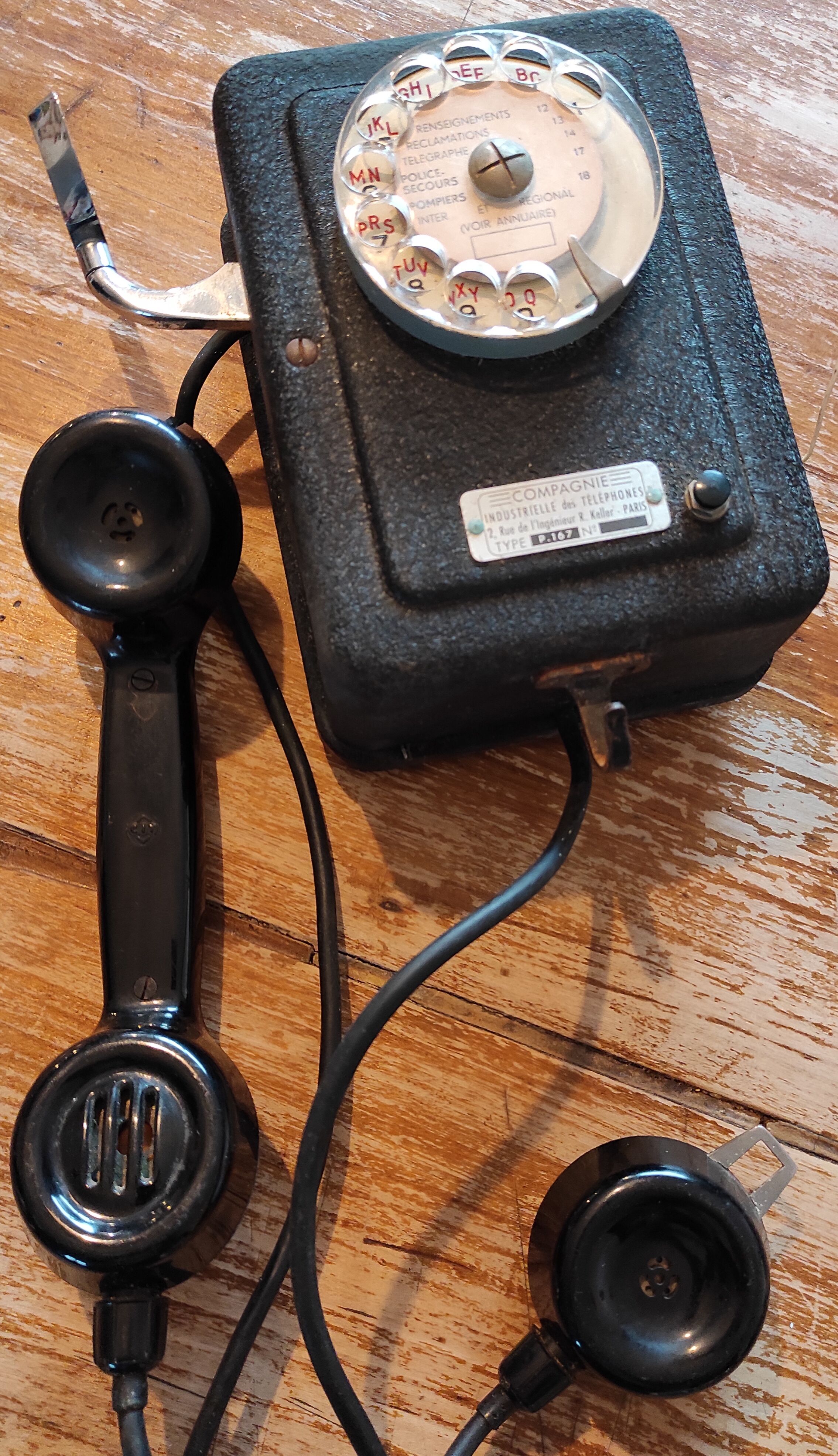 Old wall phone 1925