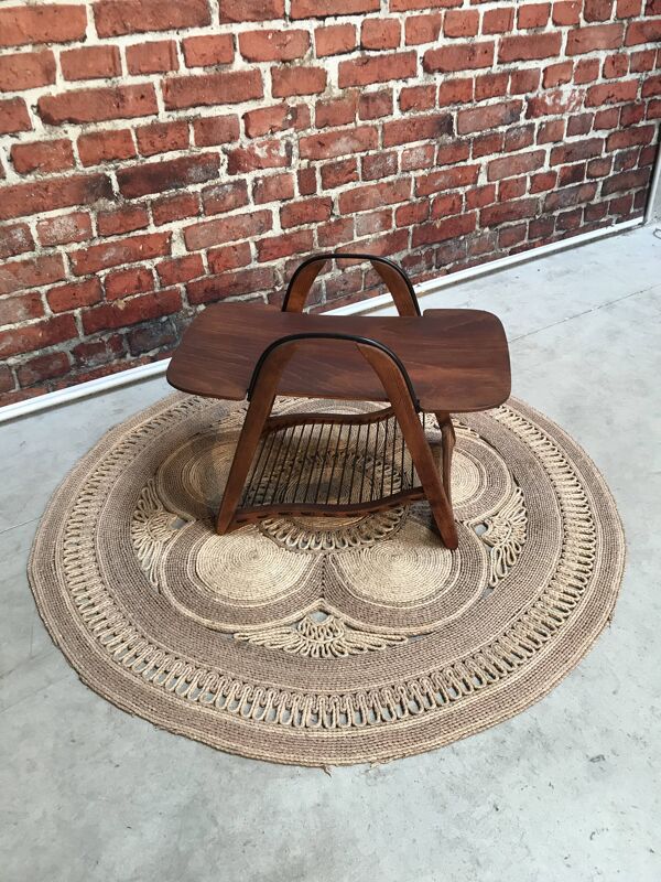 Table basse avec porte revue scoubidou