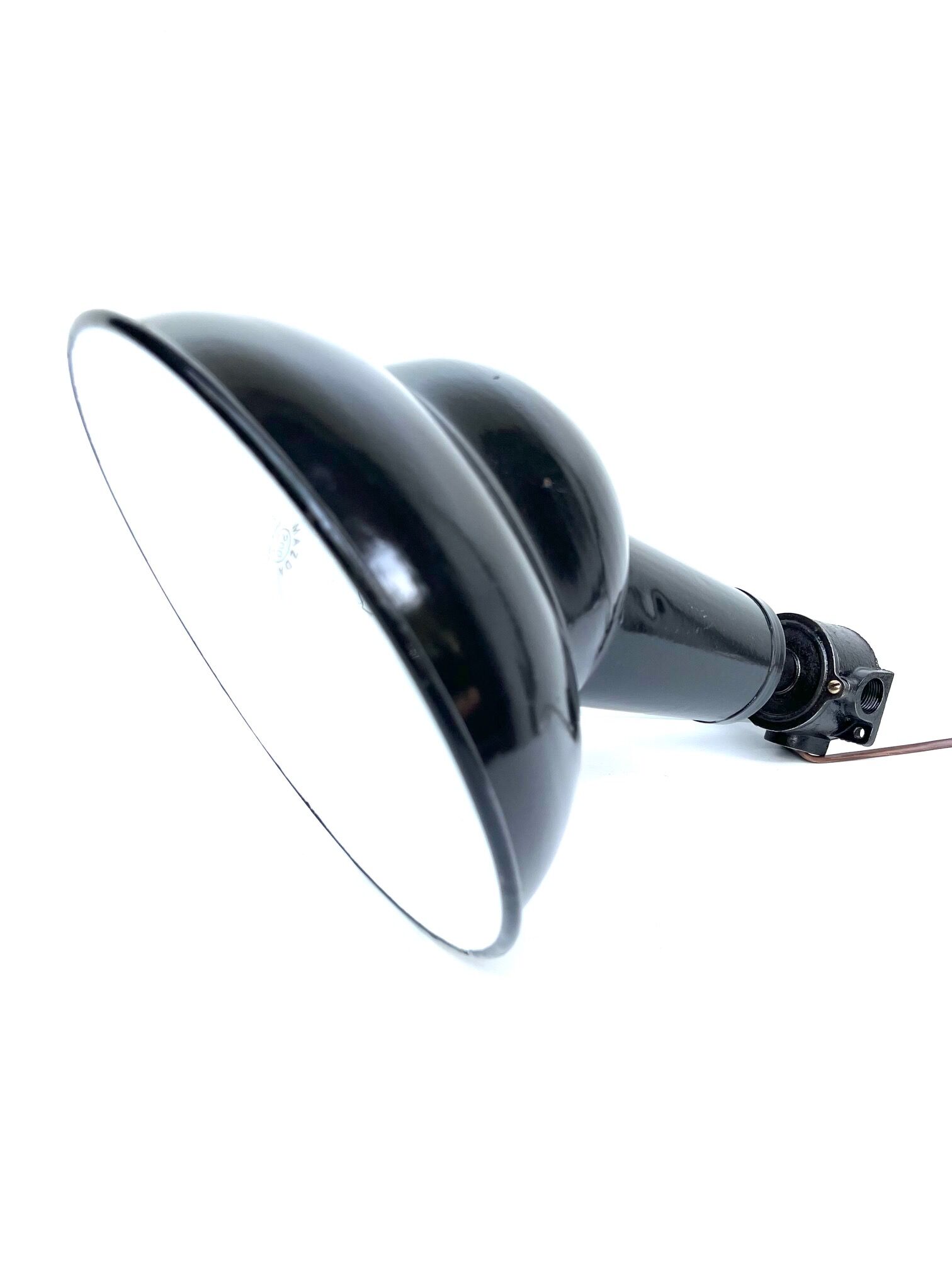 BLACK ENAMELLED TOLE WALL LAMP 1940 LEGRAND Ø 25 CM