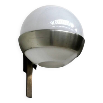 Pia Guidetti Crippa wall light for Lumi Editions