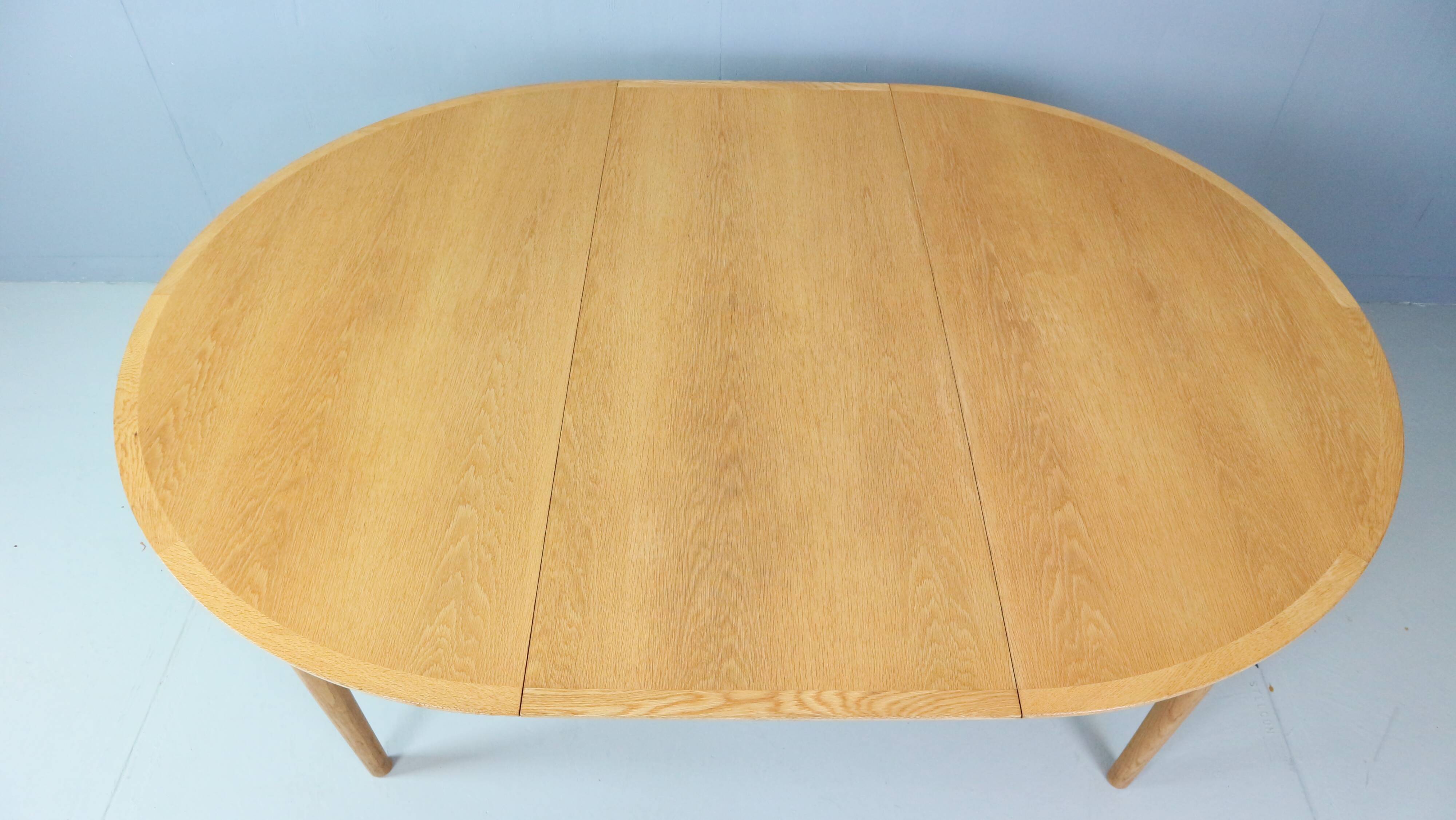 Danish Oak Round Extendable Dining Table By Rosengaarden 1960 Denmark