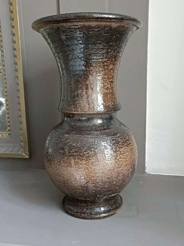 Vase signé Jean Marais