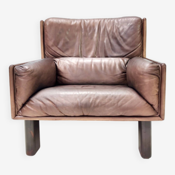 Fauteuil confortable postmoderne en cuir marron, Italie