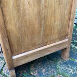 Antique chest of drawers