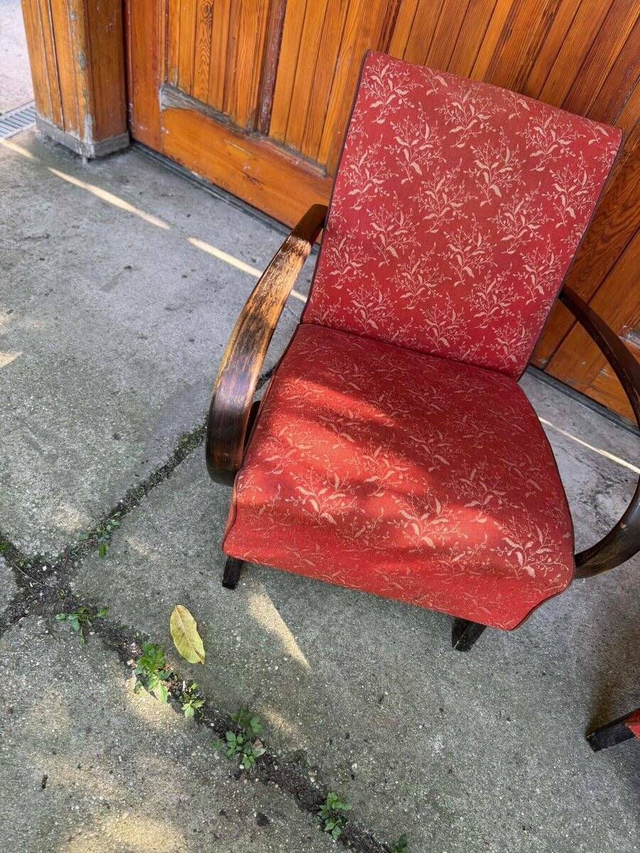 Pair of Art Deco burgundy armchairs in curved wood and fabric by Jindrich Halabala (1930s)