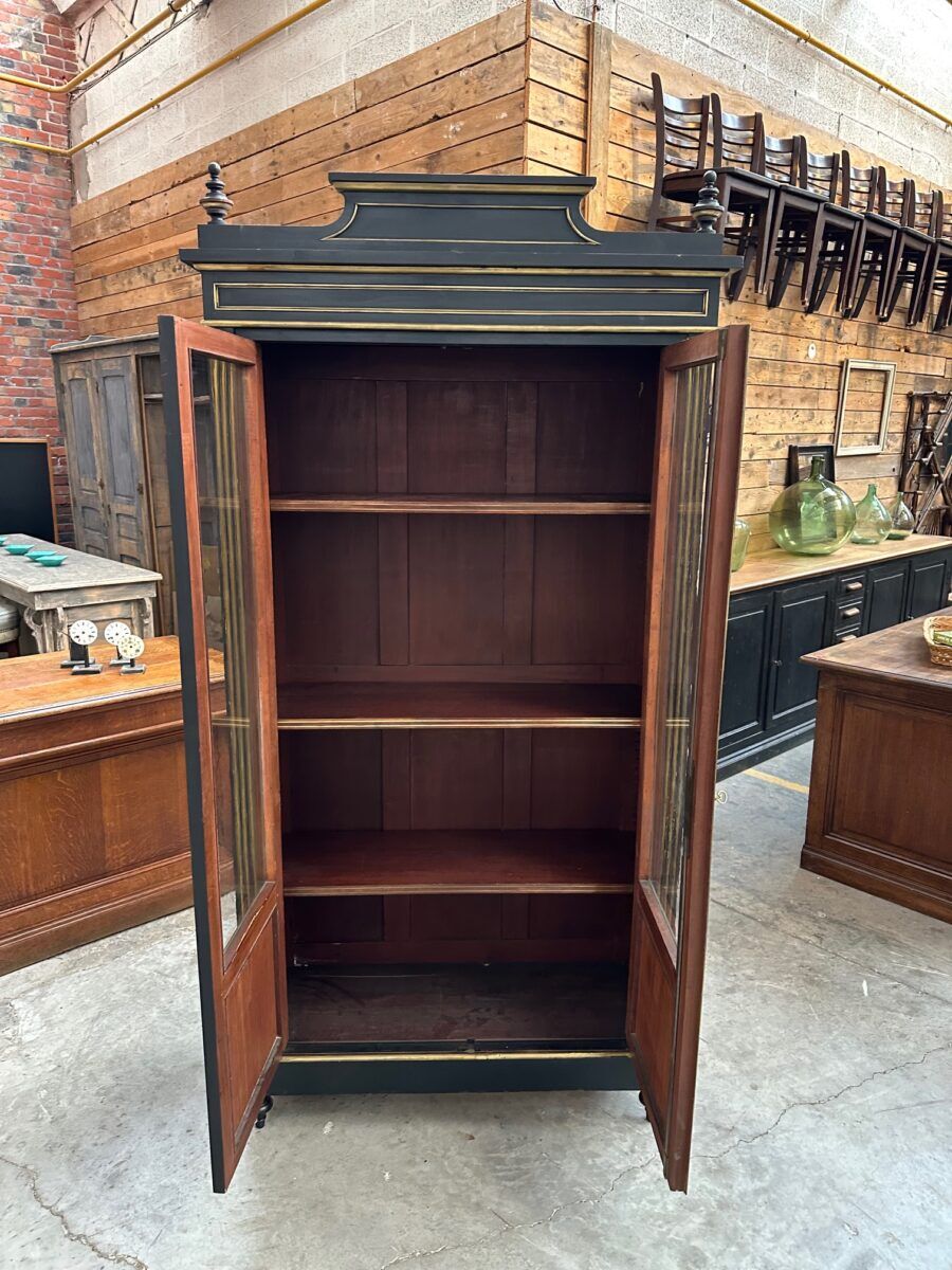 Napoleon III display cabinet