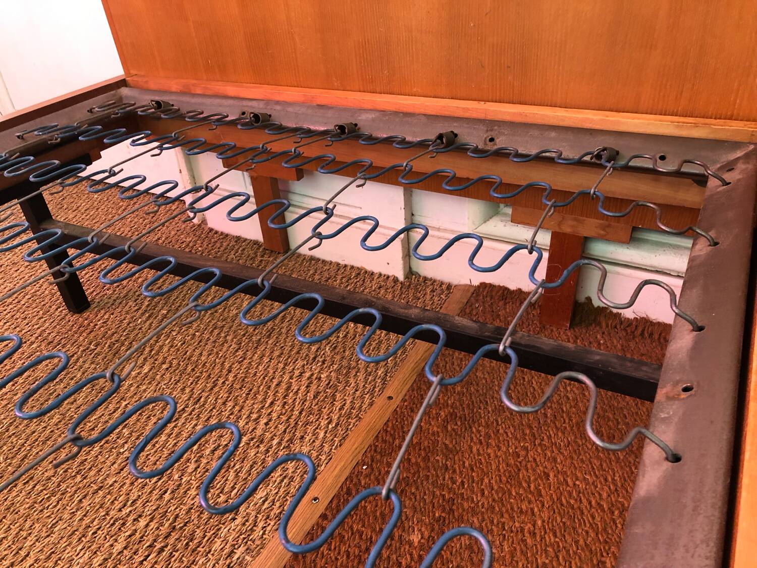 Double beds Pierre Guariche