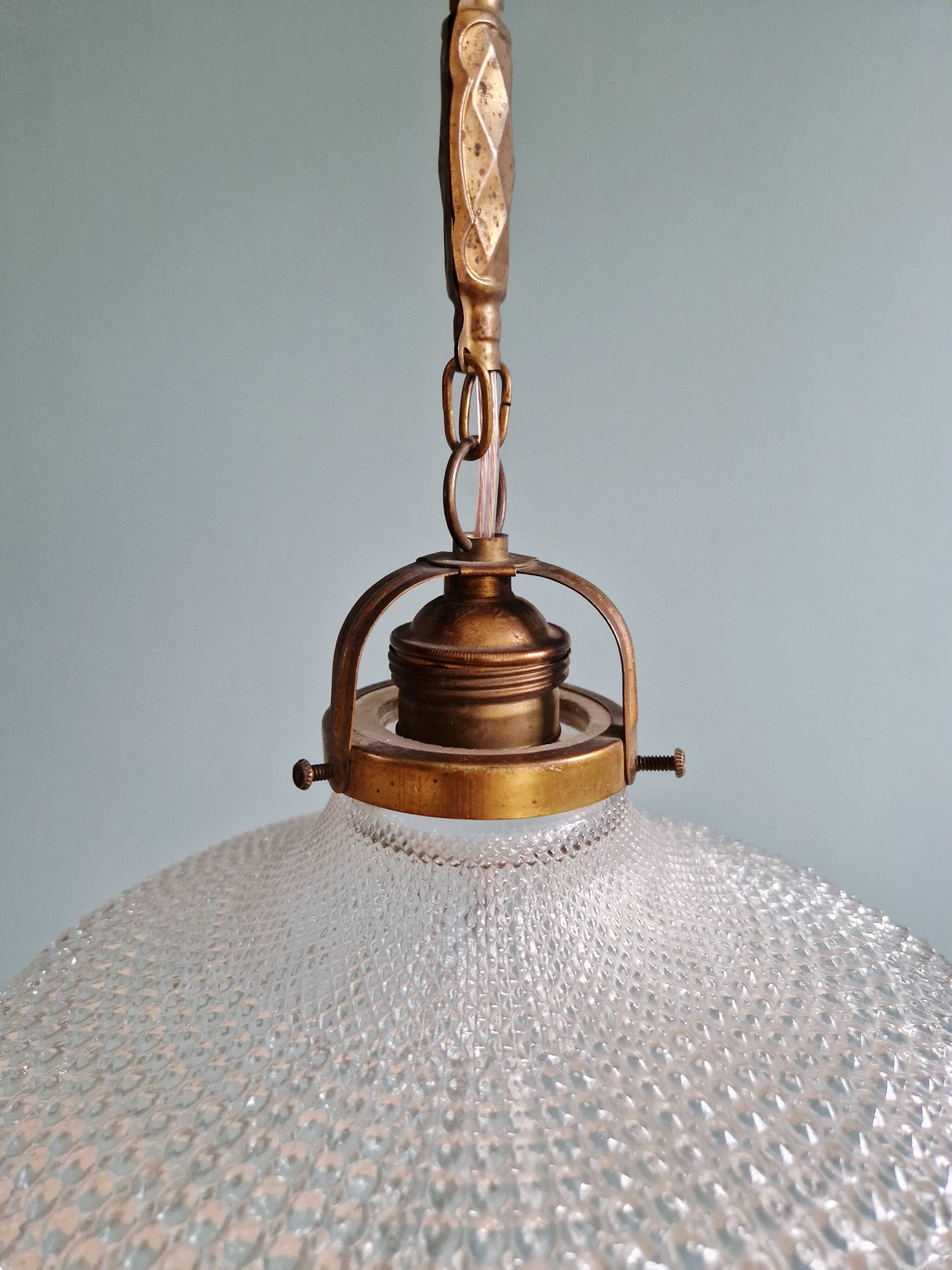 Suspension art déco en verre transparent festonné, années 1920-30