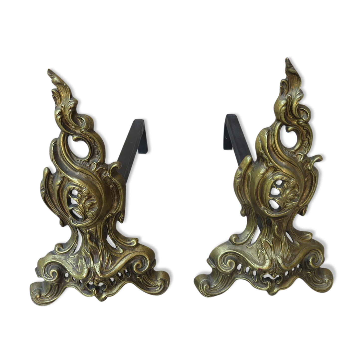 Pair of channels