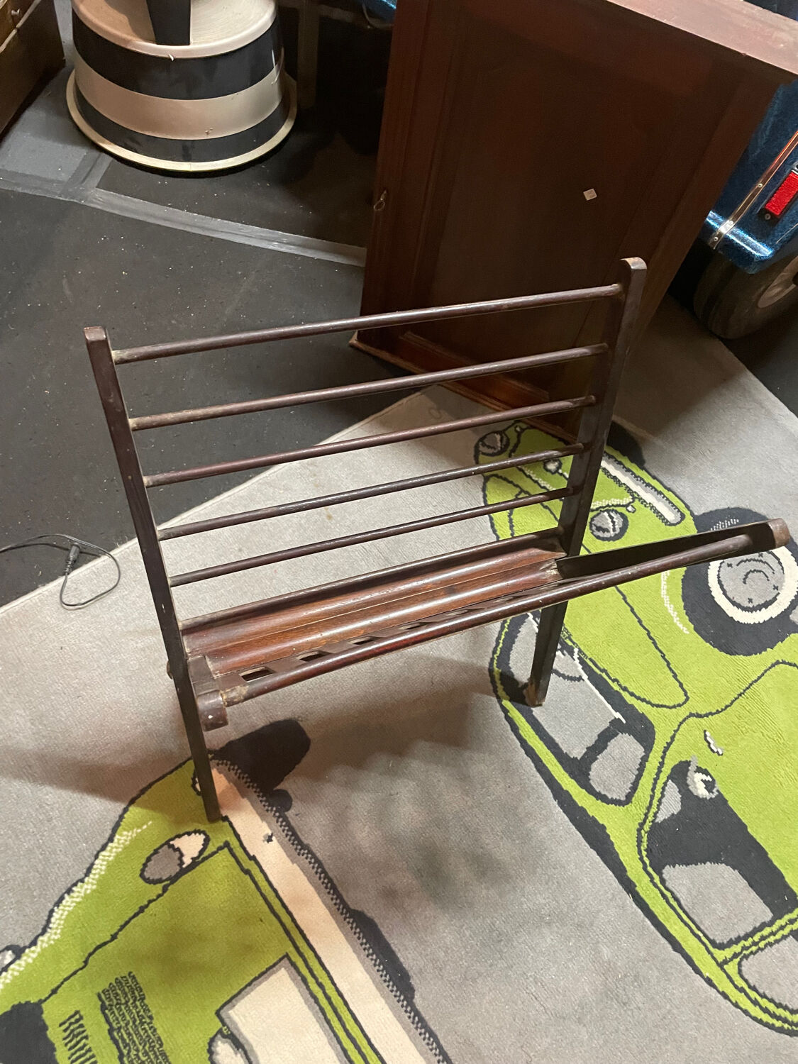 Magazine holder by Cees Braakman